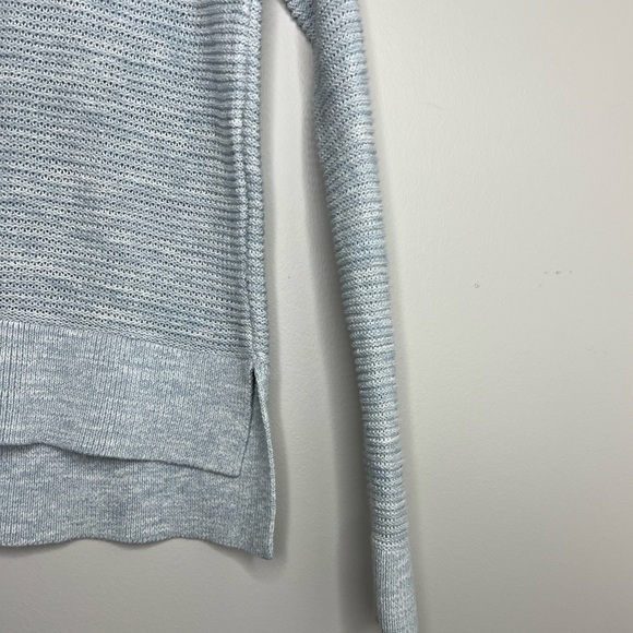 LOFT - ANN TAYLOR - high - low knit sweater. Light blue, size small. High - low. - Picture 2 of 5